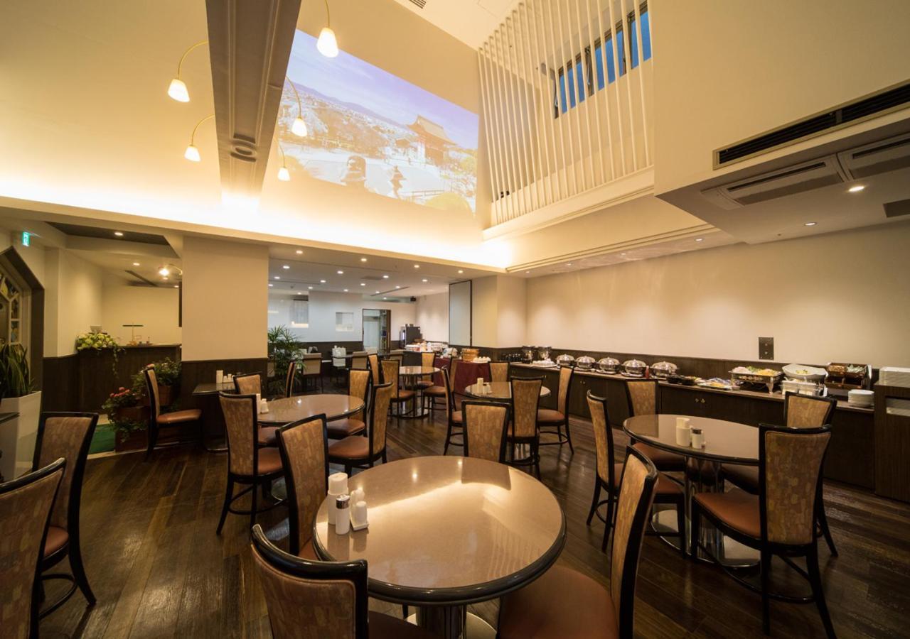 Hotel Claiton Esaka Суйта Экстерьер фото