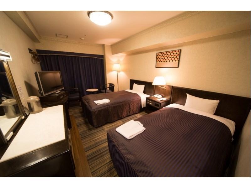 Hotel Claiton Esaka Суйта Экстерьер фото